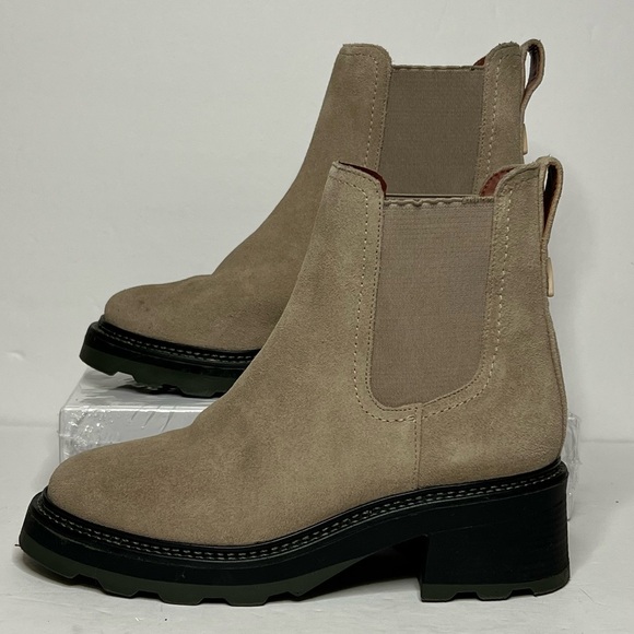 GB Gianni Bini lug sole Chelsea suede leather boots tan/grey women’s 6 - Picture 11 of 11